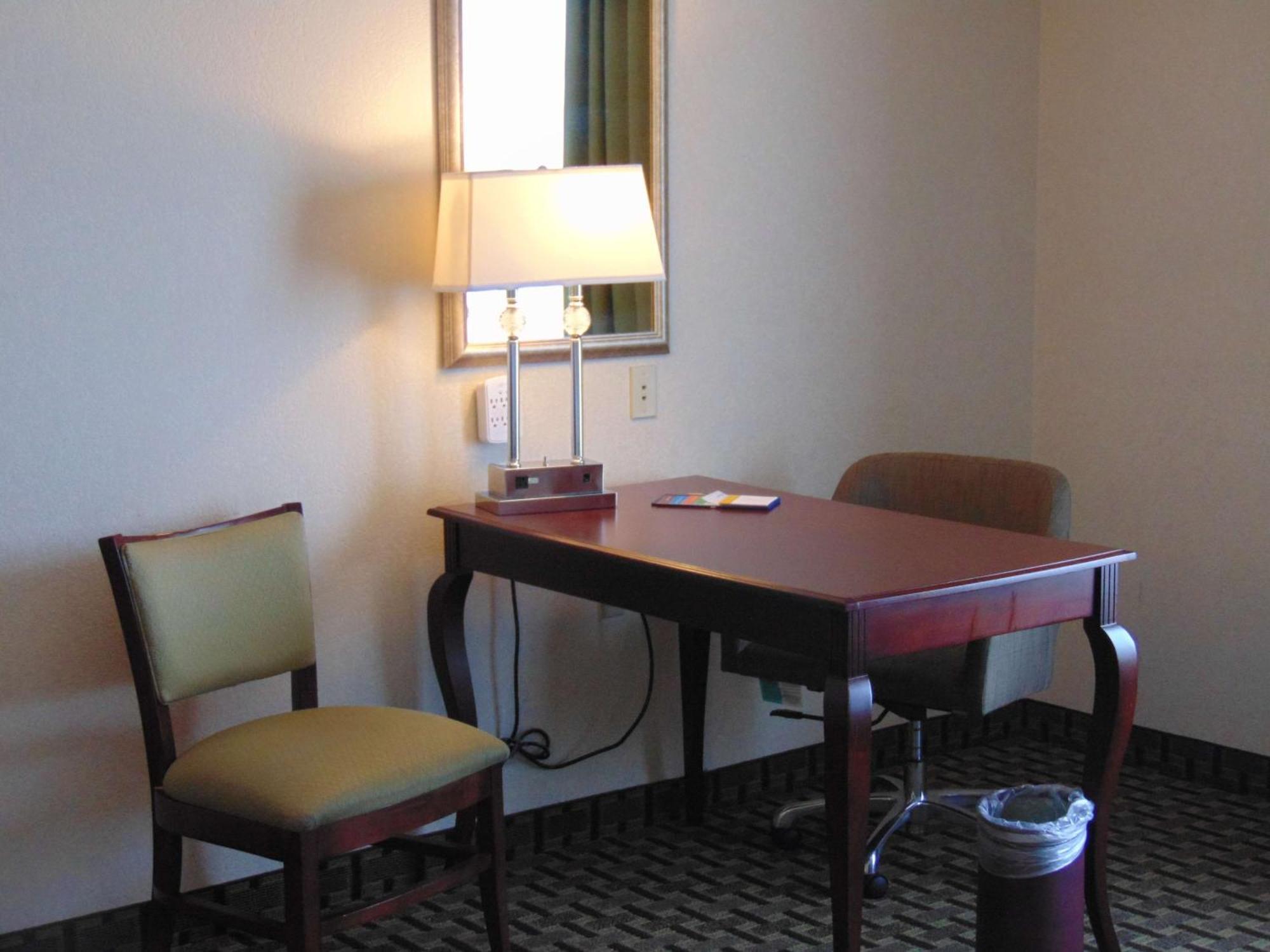 Hampton Inn & Suites Cleveland-Mentor Ngoại thất bức ảnh