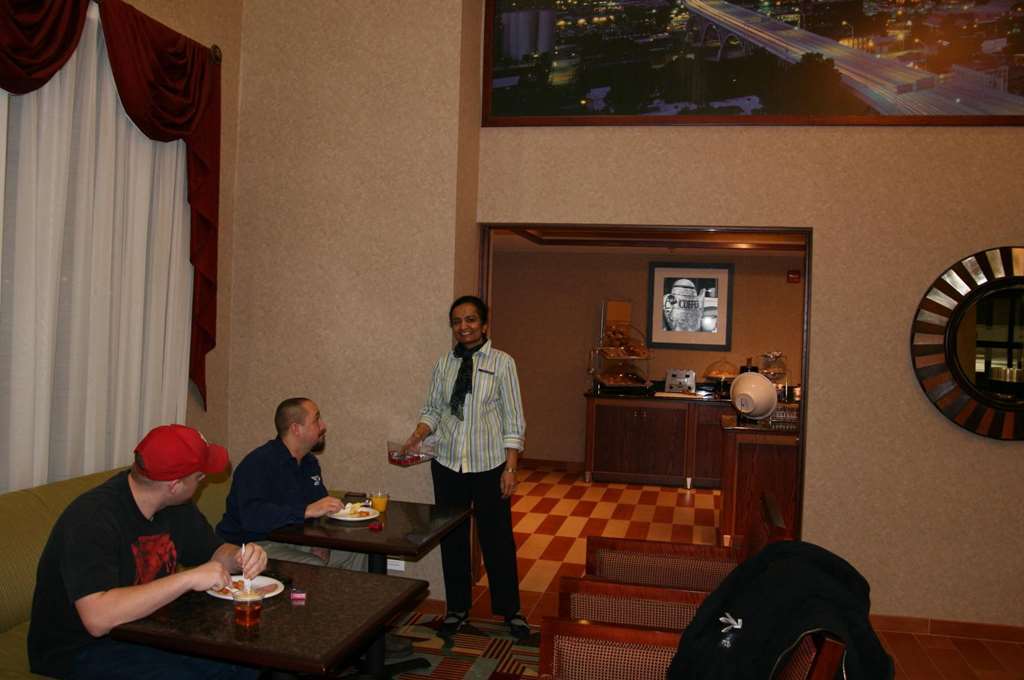 Hampton Inn & Suites Cleveland-Mentor Nhà hàng bức ảnh